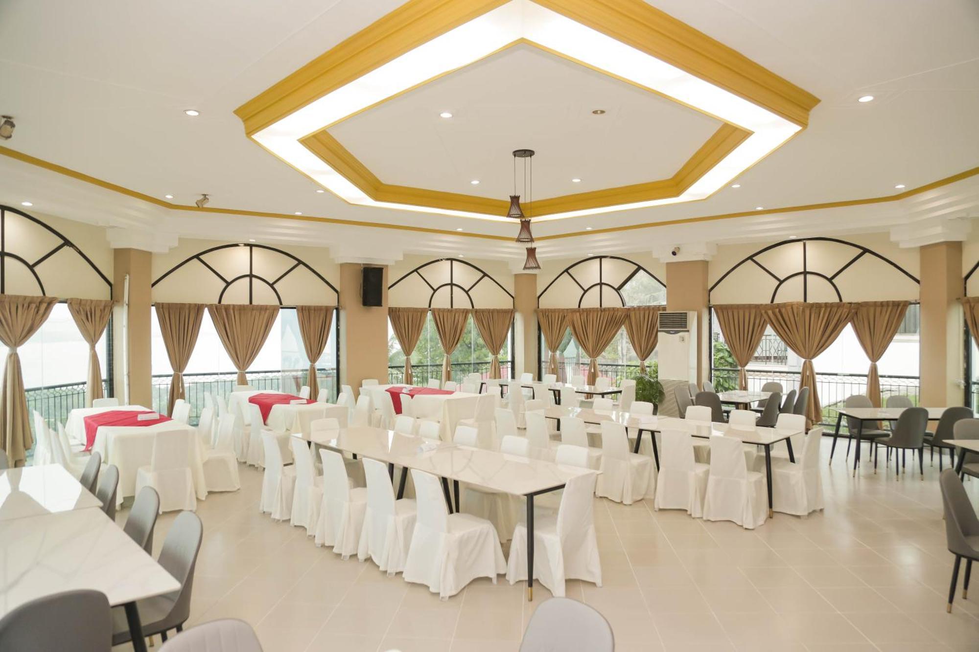 Bohol Plaza Mountain Resort And Restaurant Dauis ภายนอก รูปภาพ